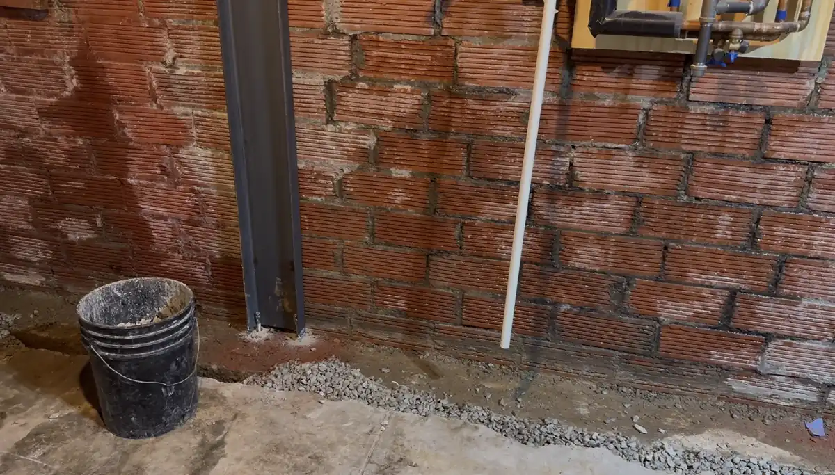 Efflorescence and moisture damage on interior block wall — Liberty, Missouri